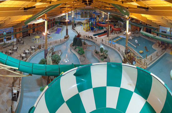 Logger's Landing Indoor Waterpark